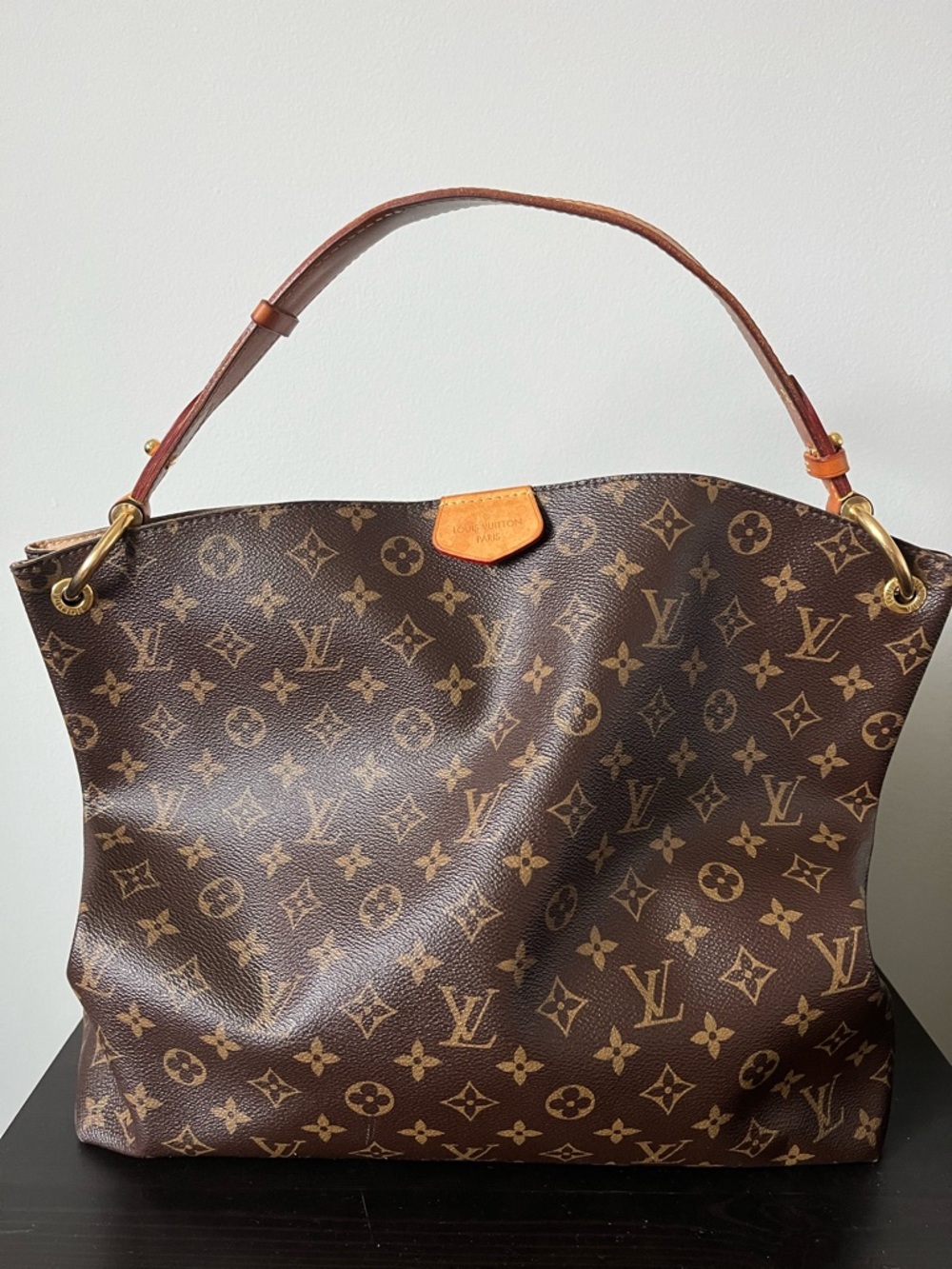 Louis Vuitton Graceful Hobo Shoulder Bag